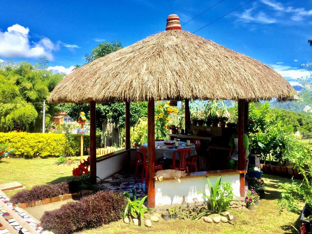 Coliving La Boira Bed & Breakfast Jardin Bagian luar foto