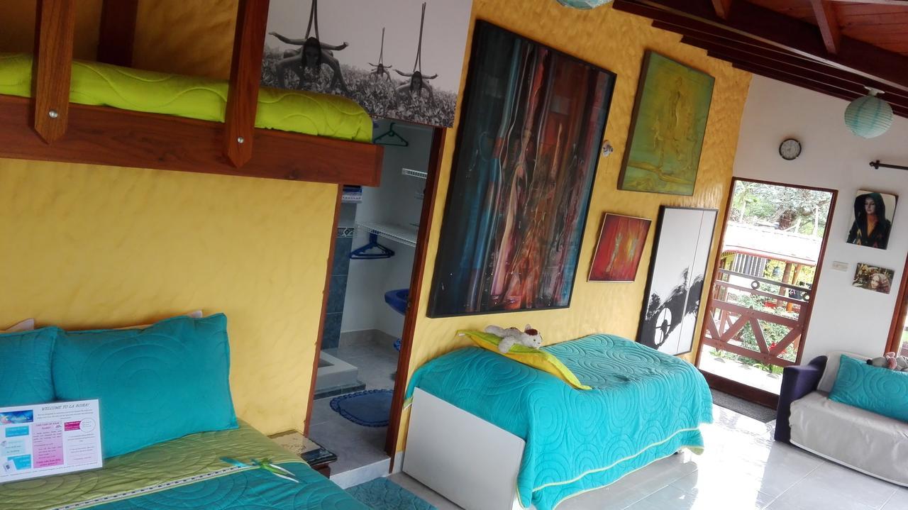 Coliving La Boira Bed & Breakfast Jardin Bagian luar foto