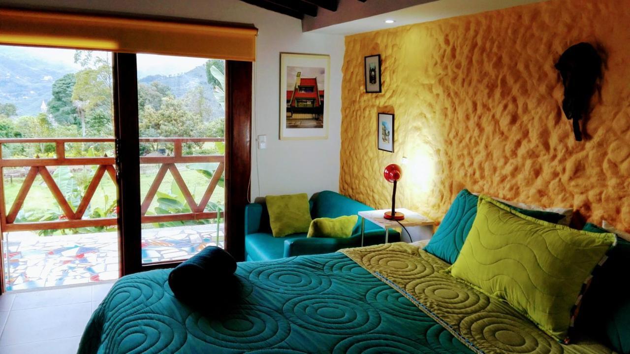Coliving La Boira Bed & Breakfast Jardin Bagian luar foto